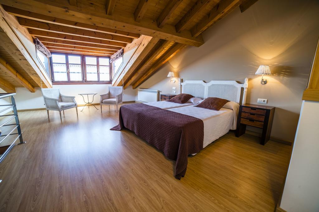Apartamentos El Cordial De Fausto Llanes Buitenkant foto